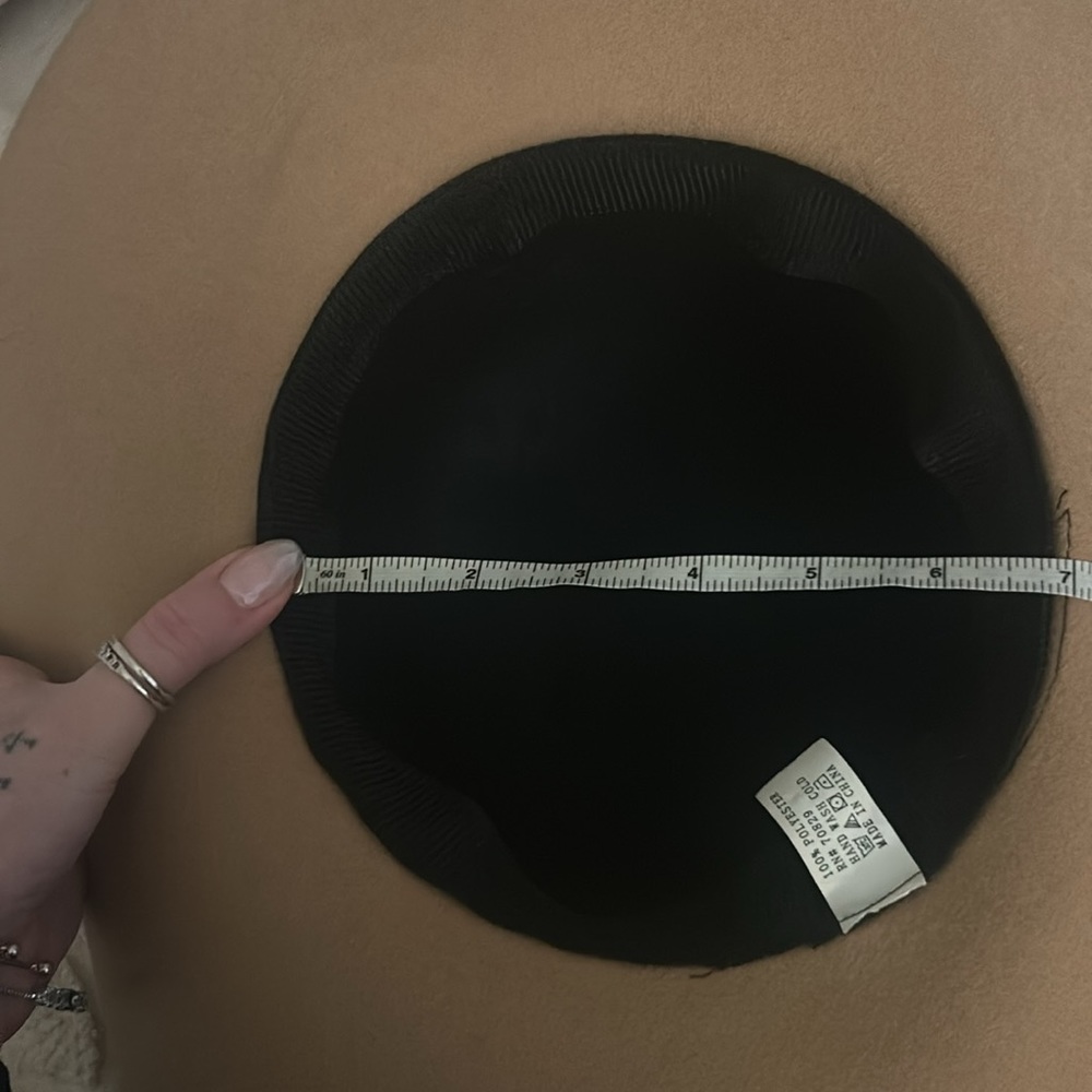 Two tone hat - Picture 7 of 7